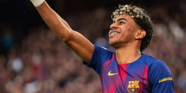 欧冠爆冷！巴萨2-1赢球却2-3出局，弗里克6天态度大反转，直言接受结果，全力冲西甲