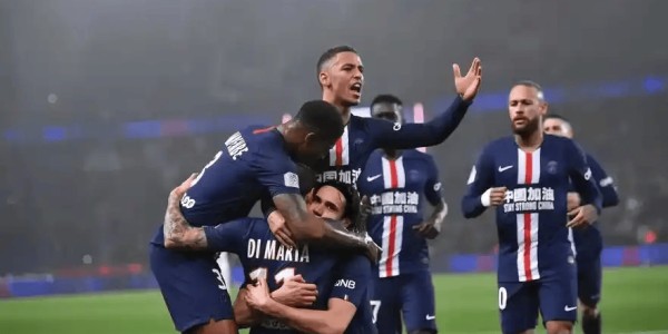 周二009 欧冠：氛围赋能VS客场抗压！里斯本竞技硬撼巴黎，巨星稳定性成破局关键？