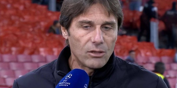 掀翻意甲冠军！穆里尼奥欧冠久违2连胜，前国米主帅暴露最大弱点