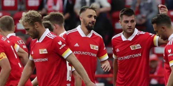 拜仁火力碾压德甲，柏林联合客场难求一胜