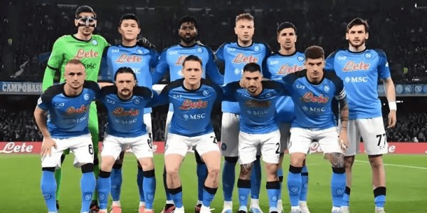 意甲精彩对决：莱切 VS AC米兰，球迷的激情之夜