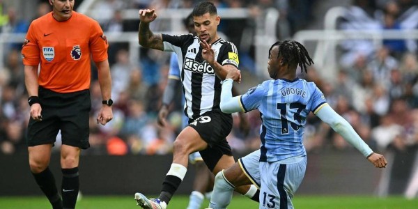 布兰特的合同年：热刺与纽卡斯尔在德甲酝酿的又一次英超内战