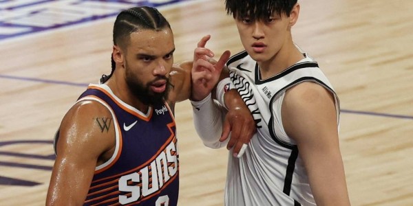 曾凡博1断3犯布克18+5+5 NBA中国赛太阳加时胜篮网